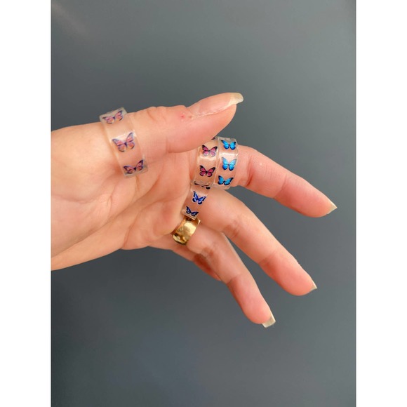 Y2k acrylic chunky butterfly emoji rings - Picture 6 of 12